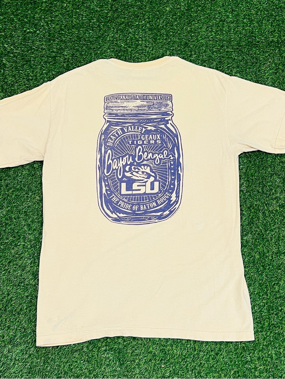 Comfort Colors/LSU Tigers Cream Tee Size M Bayou Bengals Geaux Tigers SEC💎 - Picture 2 of 6